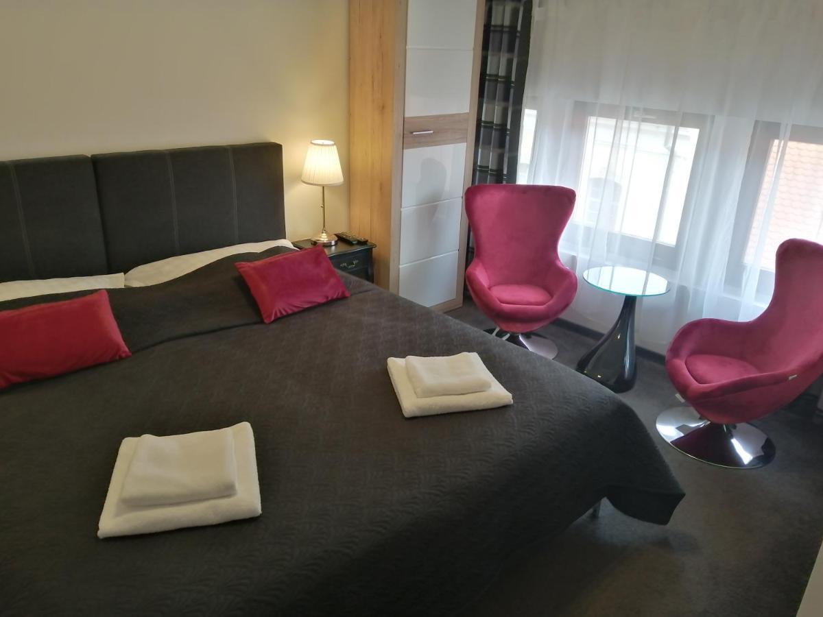 Filsdeger Haz - Central Rooms & Apartmans Екстер'єр фото