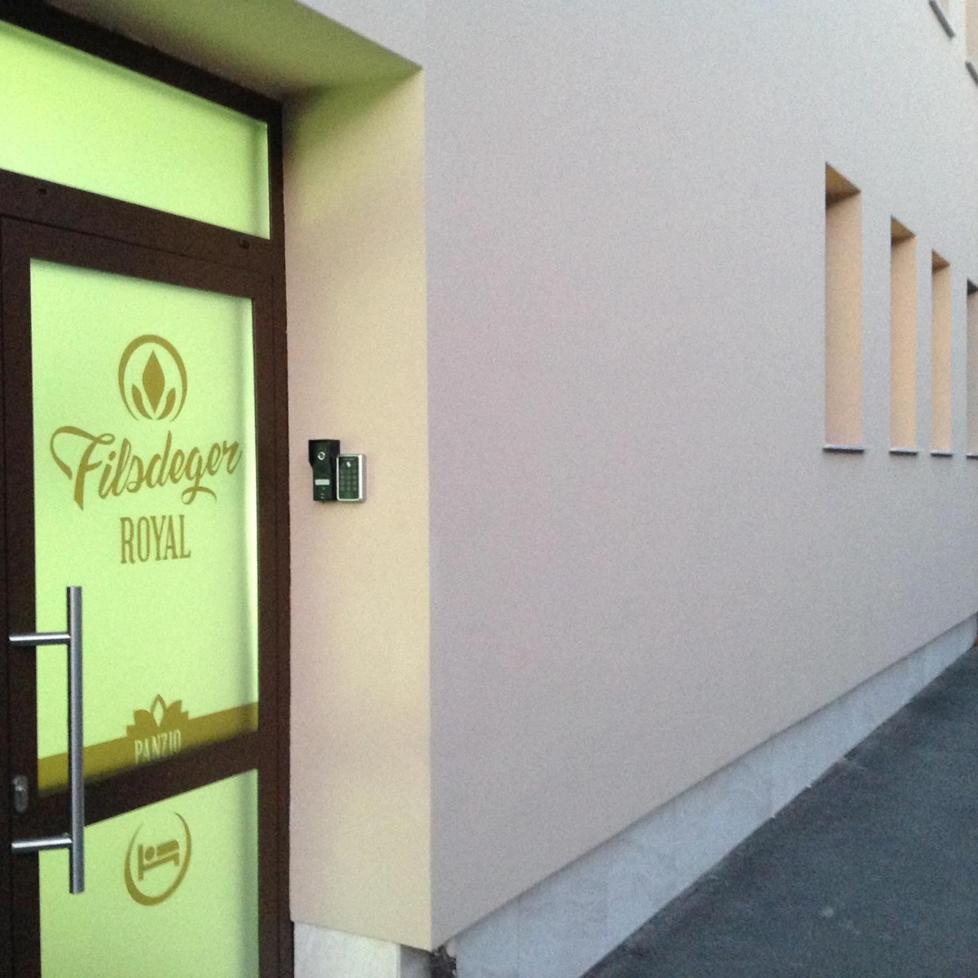 Filsdeger Haz - Central Rooms & Apartmans Екстер'єр фото